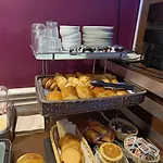 Hotel Contact Du Relais Thouars