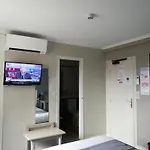 Contact Du Relais Hotel 2*