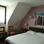 Hotel Contact Du Relais