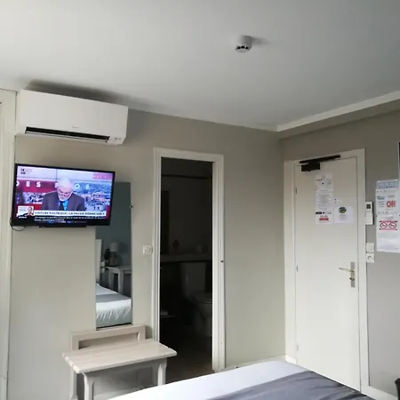 Contact Du Relais Hotel 2*