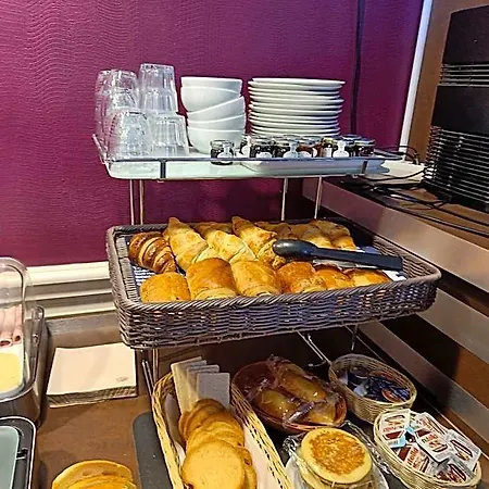 Hotel Contact Du Relais Thouars