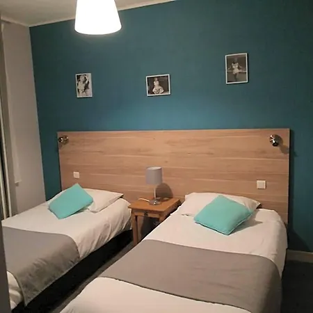 Hotel Contact Du Relais 2*