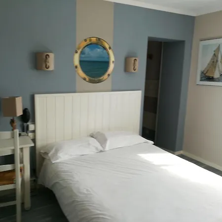 Contact Du Relais תוארס