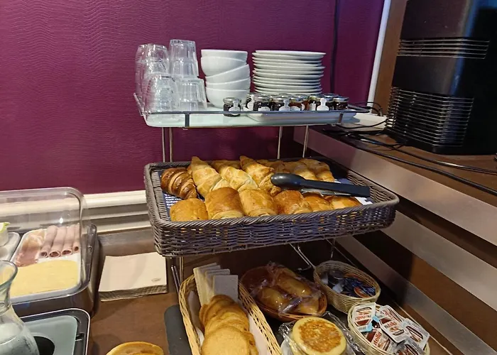 Hotel Contact Du Relais Thouars