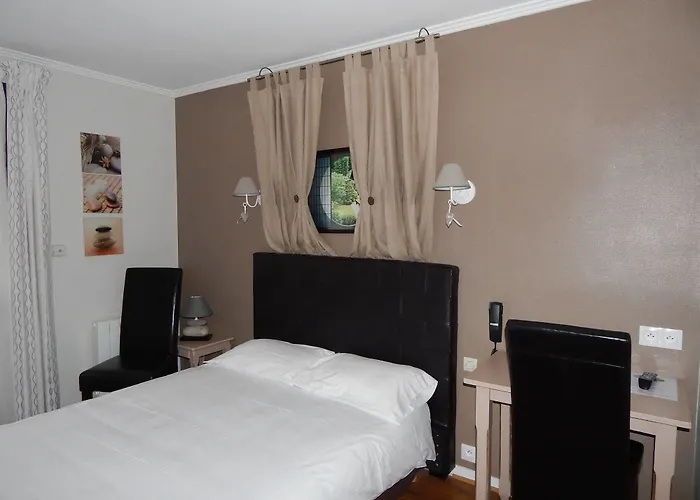 Contact Du Relais Hotel 2*