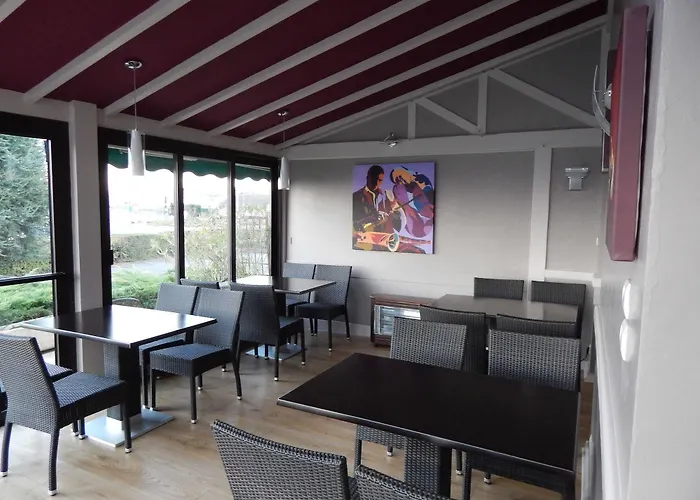 Hotel Contact Du Relais